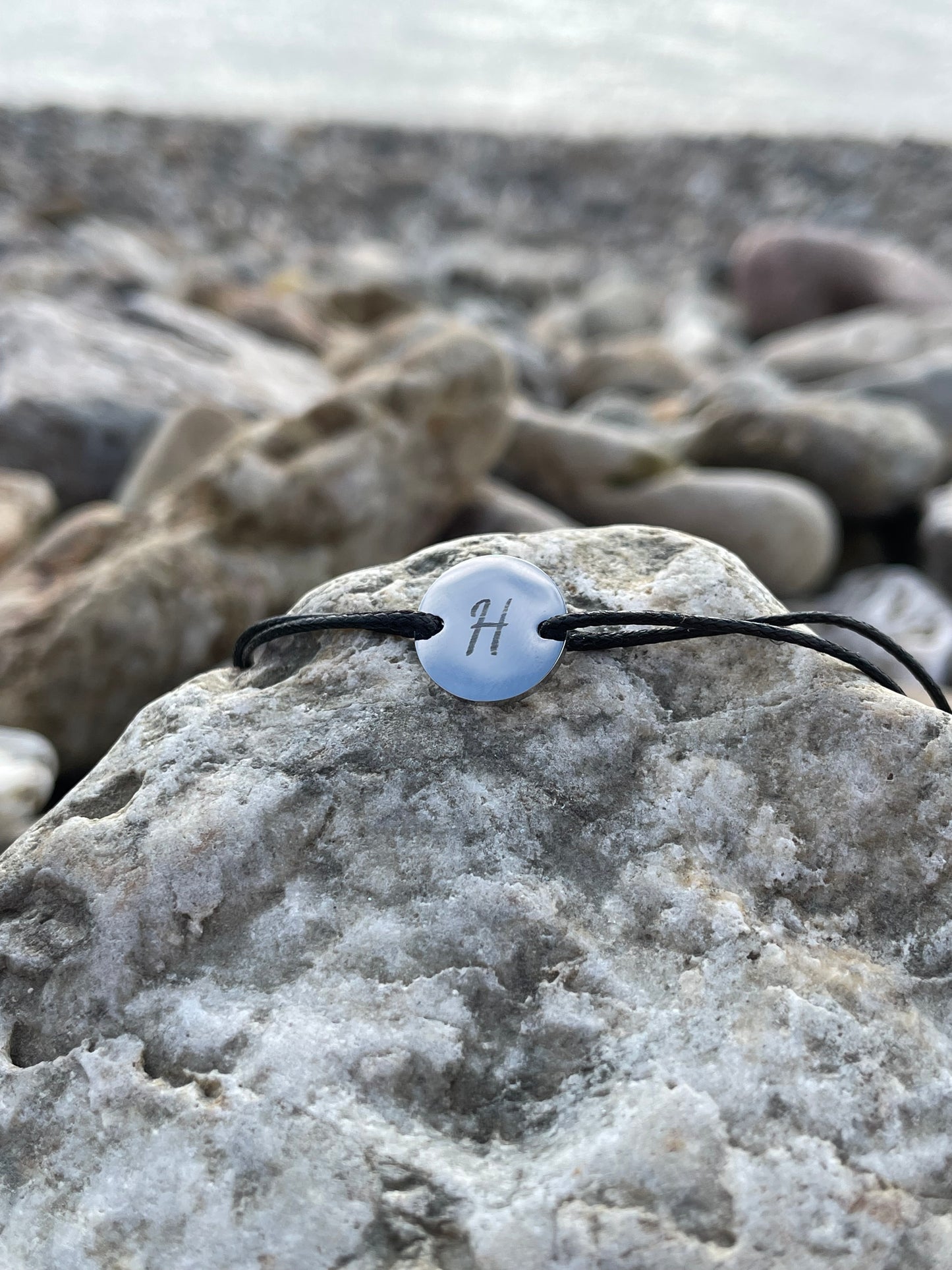 Bracelet avec cordon colorĂ© đ